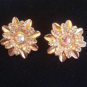 Flower and crystal clip earrings